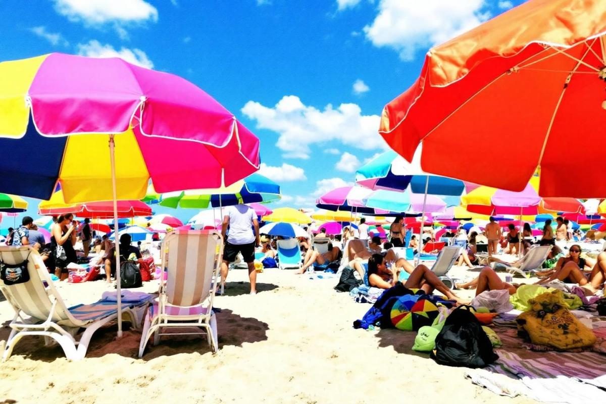 Moins chère que Deauville, plus ensoleillée qu'Honfleur : la surprise normande de l'été